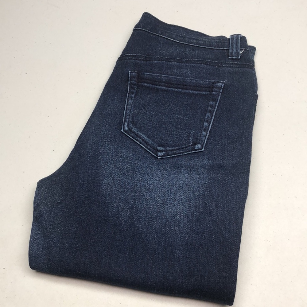 LIKE NEW DG DIANE GILMAN HIGH-RISE SLIM STRAIGHT JEANS 8/29x30 ⭐️